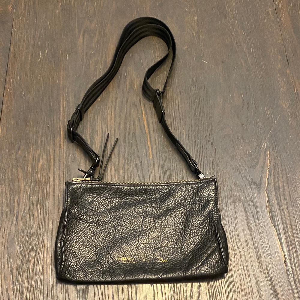 Timbuk2 Black leather Crossbody Bag